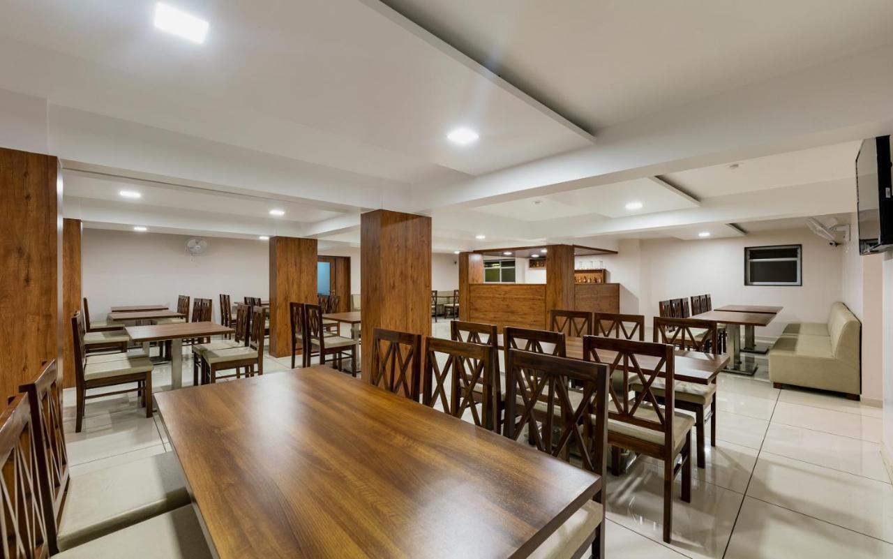 Hotel Grand Indu, 3 Star Kolhapur Zewnętrze zdjęcie