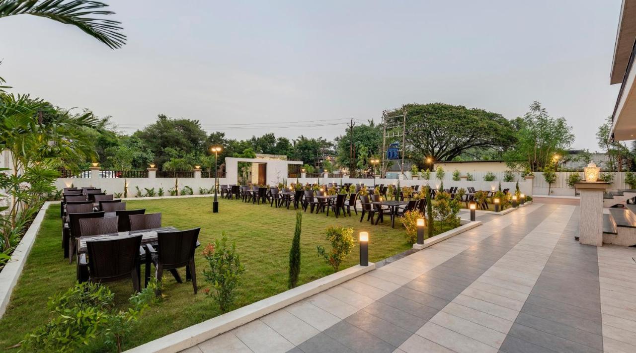 Hotel Grand Indu, 3 Star Kolhapur Zewnętrze zdjęcie