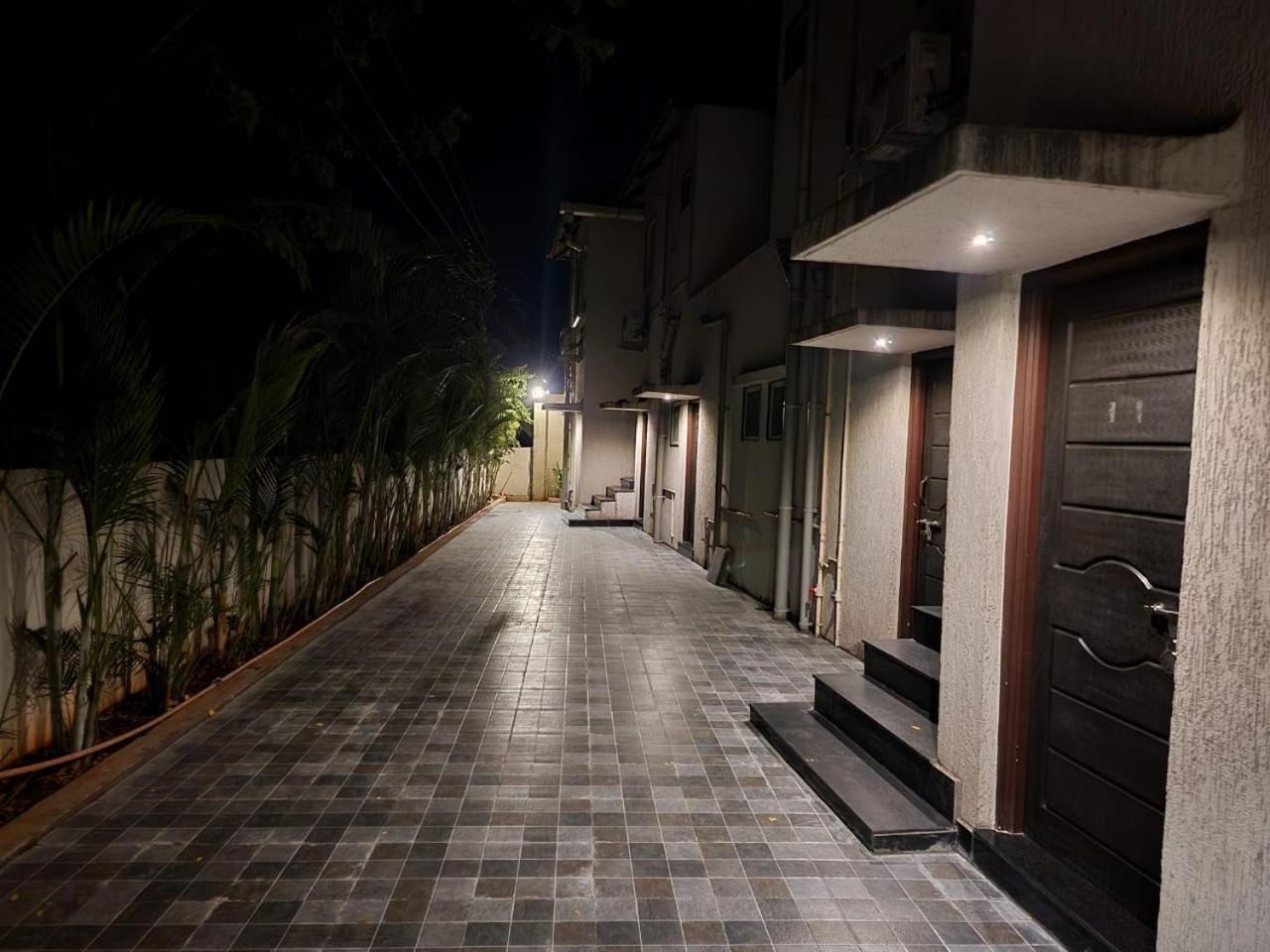 Hotel Grand Indu, 3 Star Kolhapur Zewnętrze zdjęcie